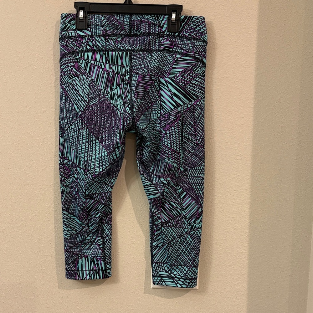 Under Armour Purple and Blue Patterned Leggings - Picture 3 of 6